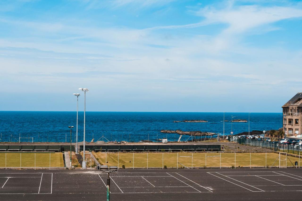 Luxury Sea View Apartment Portrush Exteriér fotografie